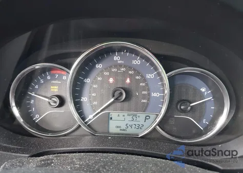 2016 Toyota Corolla Le Plus z USA, uszkodzony, nr VIN 5YFBURHE2GP477269